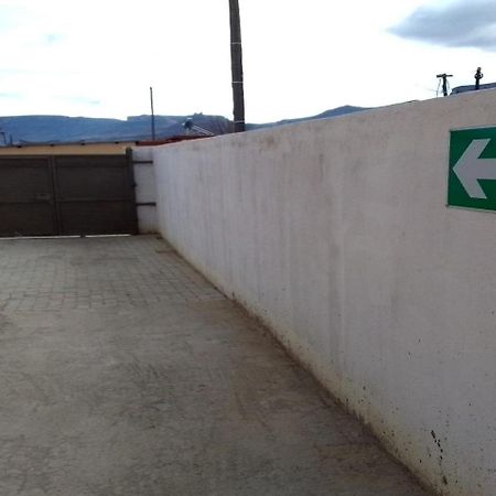 Maluti Backpackers Hotel Phuthaditjhaba Exterior foto