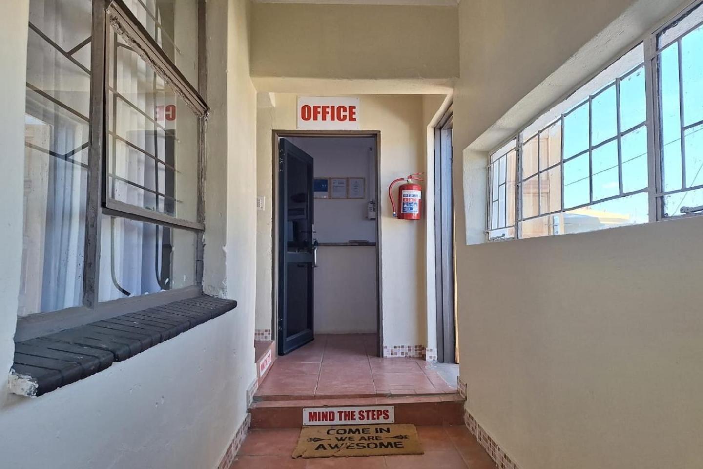 Maluti Backpackers Hotel Phuthaditjhaba Exterior foto